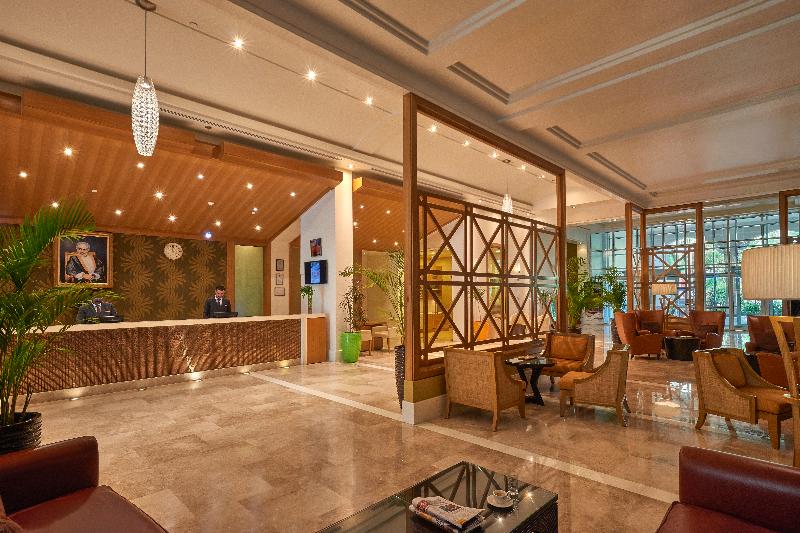 Salalah Gardens Hotel by Safir Hotels and Resorts - Lobi