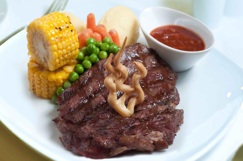 Salalah Gardens Hotel by Safir Hotels and Resorts - Restoran