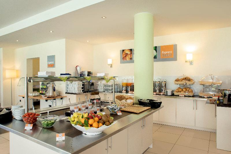 Holiday Inn Express Neunkirchen - Restoran
