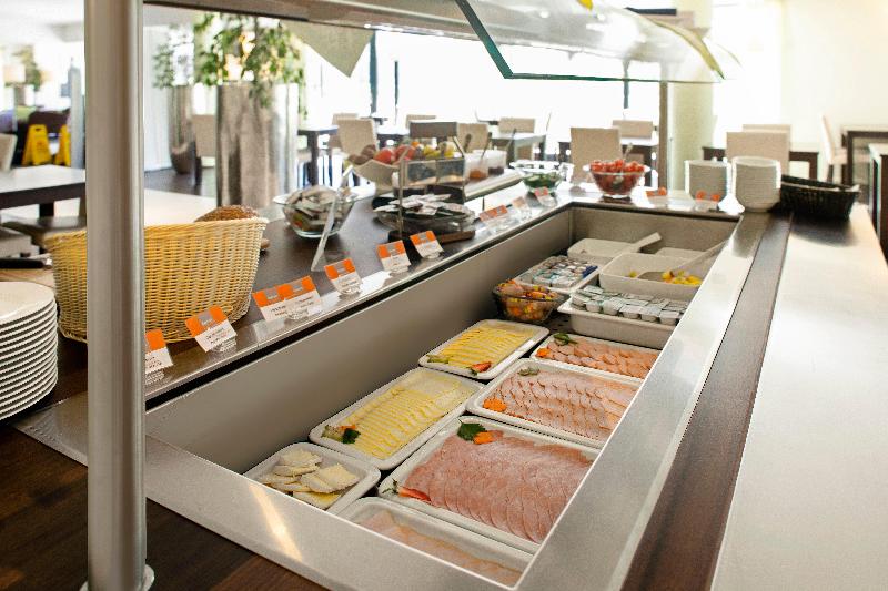 Holiday Inn Express Neunkirchen - Restoran