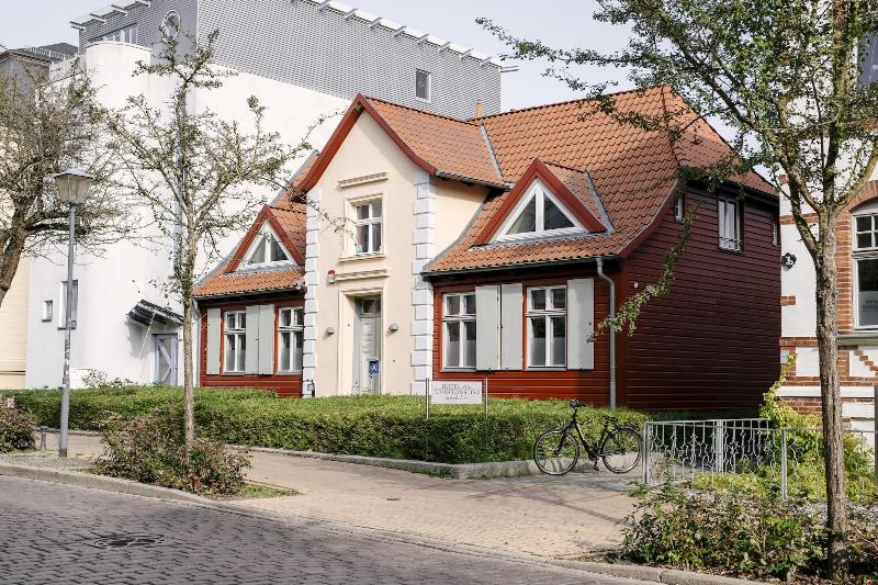 Am Jungfernstieg - Genel