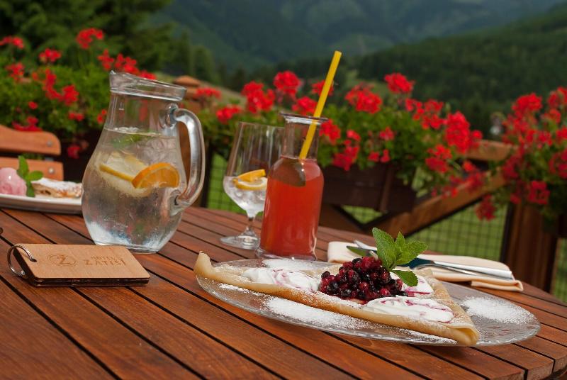 Zatisi - Restoran