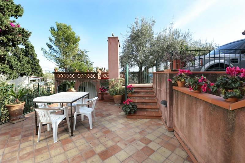 Hotel Villino Gallodoro - Genel