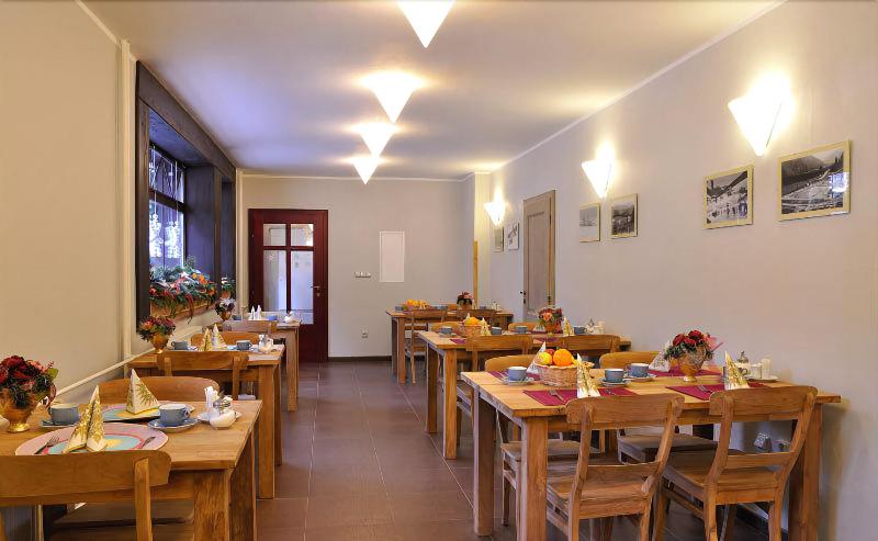 Felicity Grand Apartments - Restoran