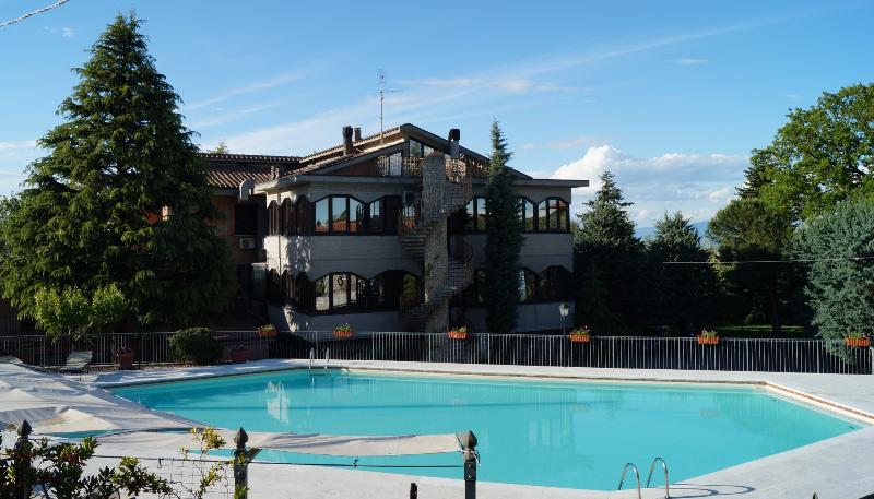 Villa Ambra - Genel
