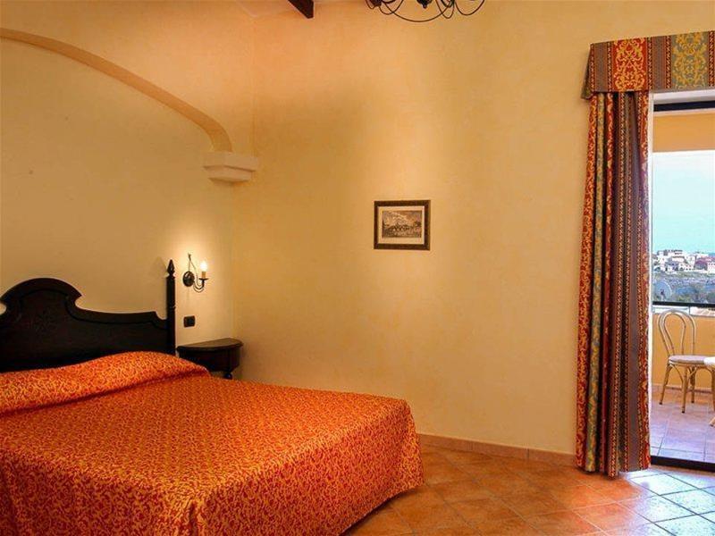 Hotel Lido degli Spagnoli Wellness & Spa - Oda