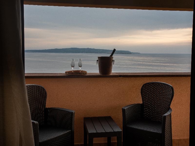 Hotel Lido degli Spagnoli Wellness & Spa - Oda