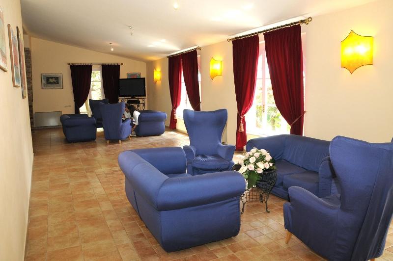 Villa Irlanda Grand - Lobi