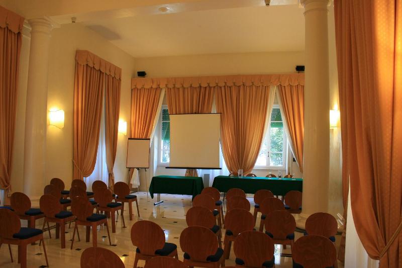 Villa Irlanda Grand - Toplantı