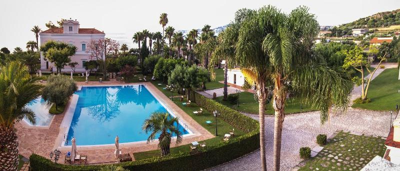 Villa Irlanda Grand - Havuz