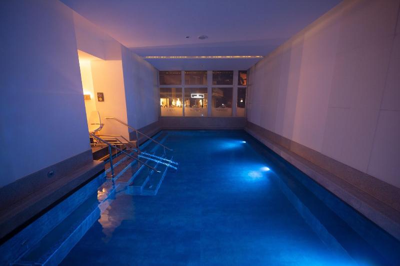Hotel Therme 51° Hotel Physio & Spa - Havuz