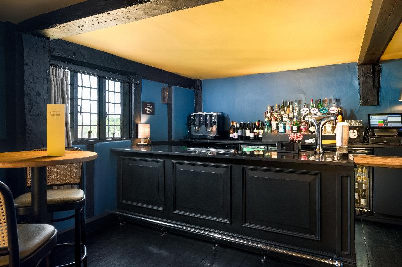 voco Lythe Hill Hotel & Spa - Bar
