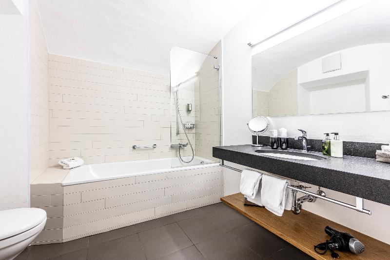 Engadiner Boutique Hotel Guardaval - Oda