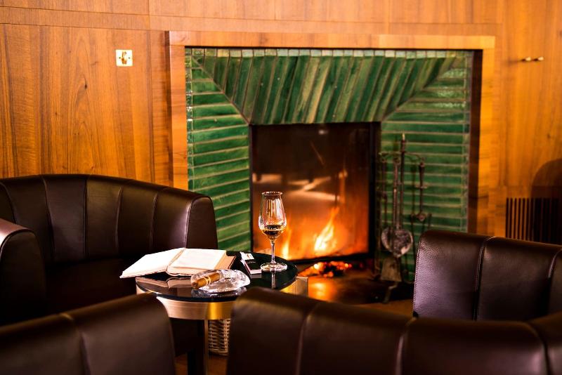Waldhaus - Bar