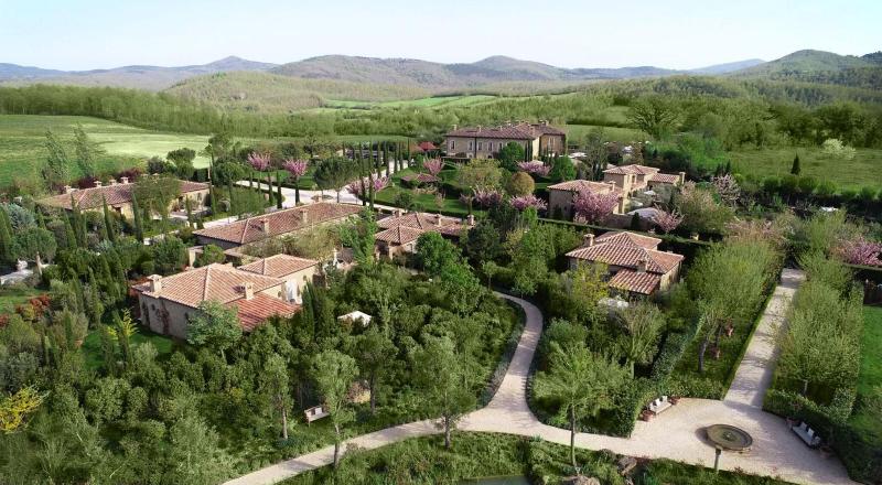 Borgo Santo Pietro - Genel