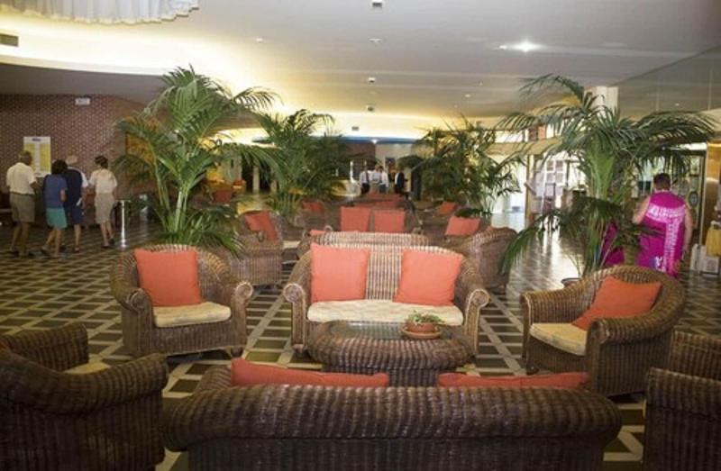 MClub Cala Regina - Lobi