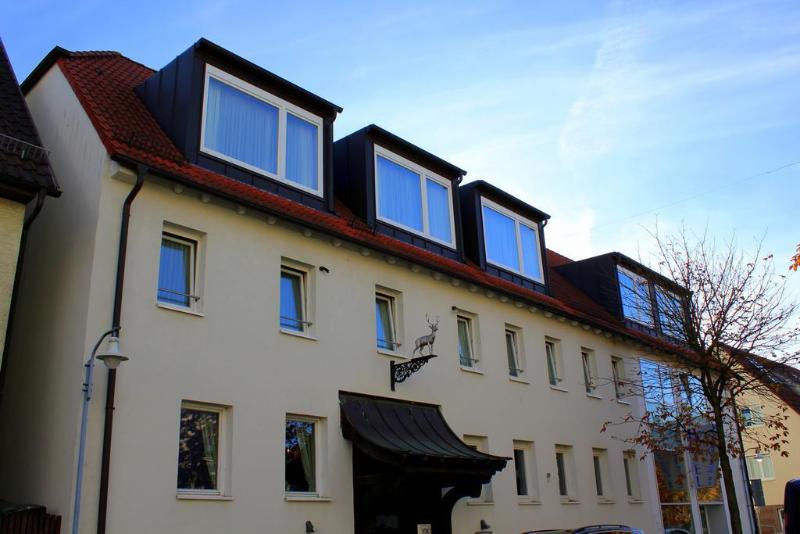 Hotel Am Hirschgarten - Genel