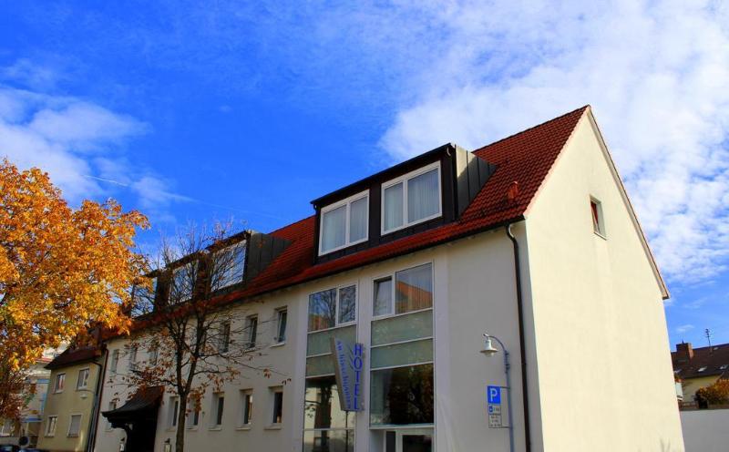 Hotel Am Hirschgarten - Genel