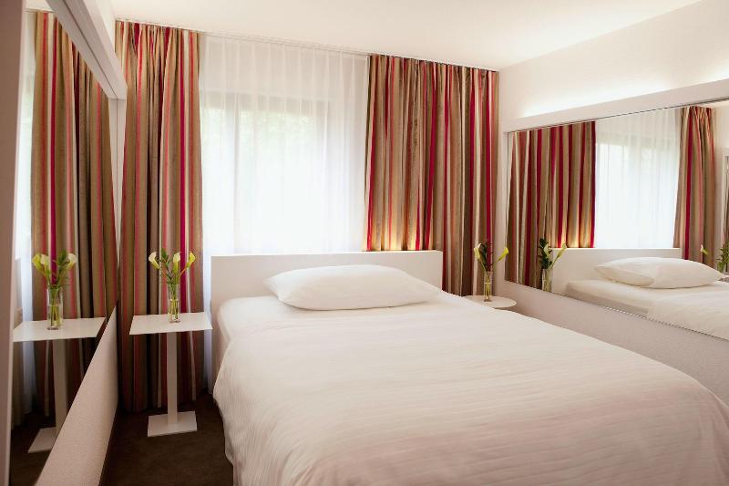 Wellnesshotel Stoos - Oda