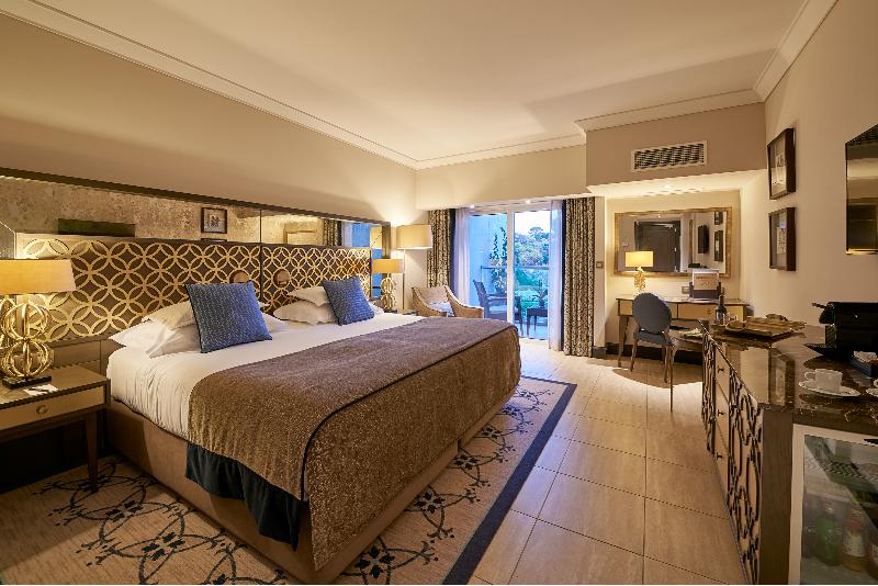 Dona Filipa Hotel - Oda