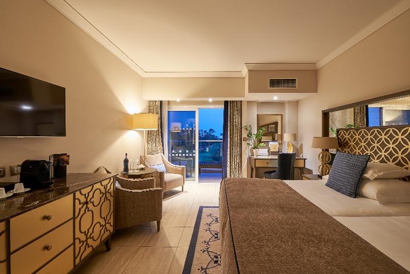Dona Filipa Hotel - Oda