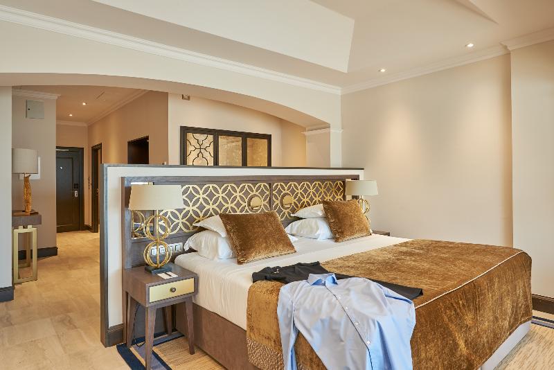 Dona Filipa Hotel - Oda