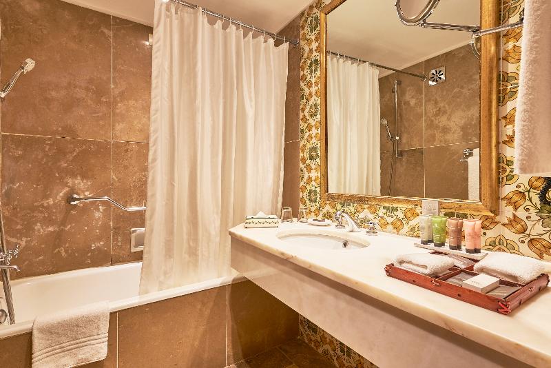 Dona Filipa Hotel - Oda