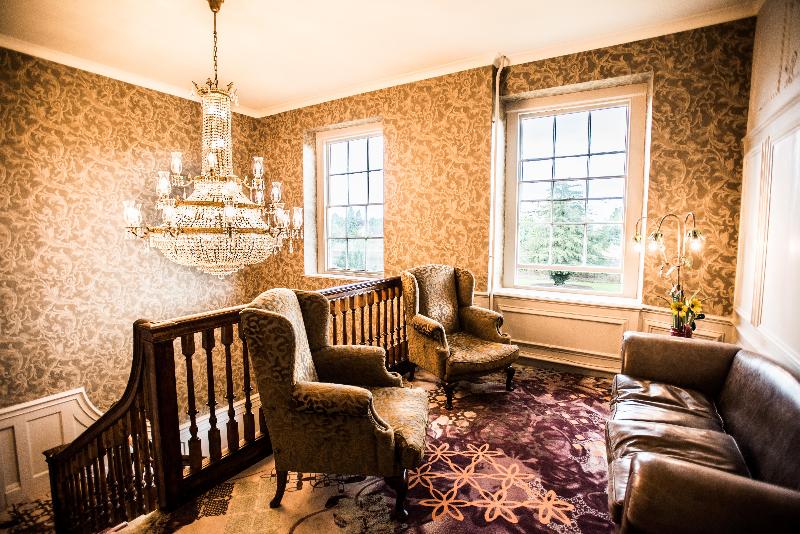 Stoke Place Hotel - Lobi