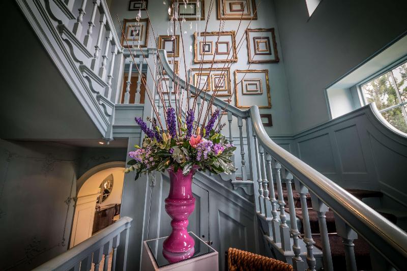 Stoke Place Hotel - Lobi