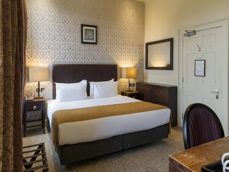Stoke Place Hotel - Oda
