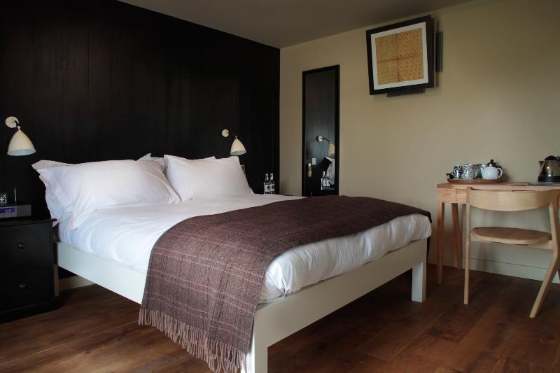 Stoke Place Hotel - Oda