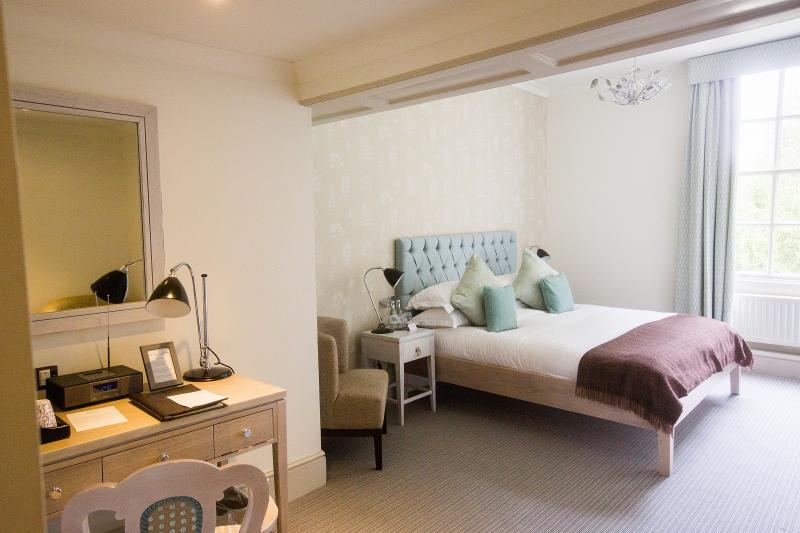 Stoke Place Hotel - Oda