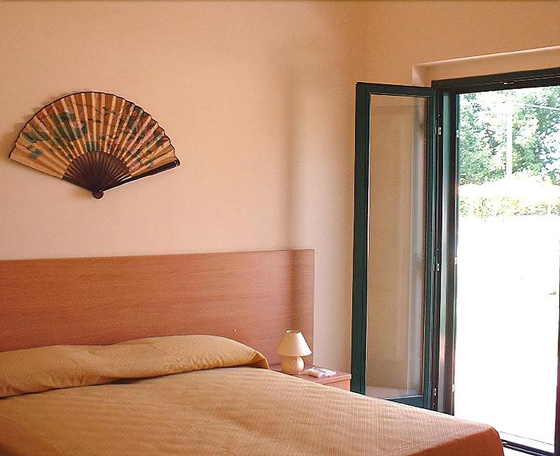 Artemide - Oda