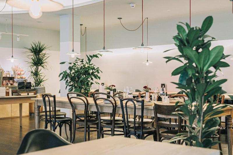 Dom - Restoran