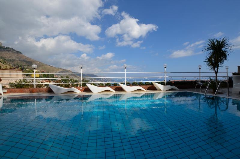 Splendid Hotel Taormina - Handwritten Collection - Havuz