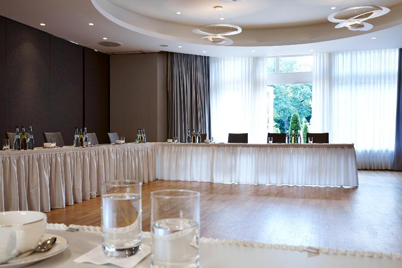 Waldhotel Stuttgart - Toplantı
