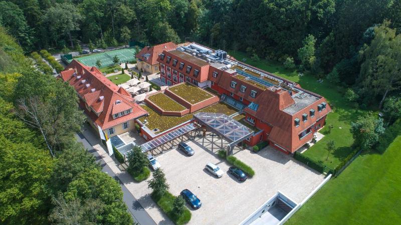 Waldhotel Stuttgart - Genel
