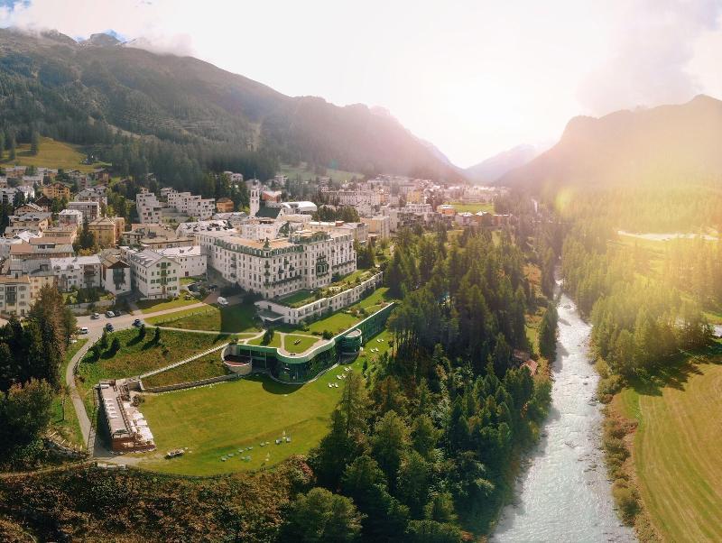 Grand Kronenhof - Genel