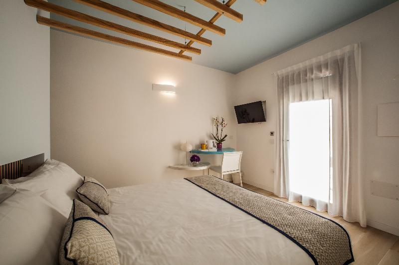 New Barcavela Hotel - Oda