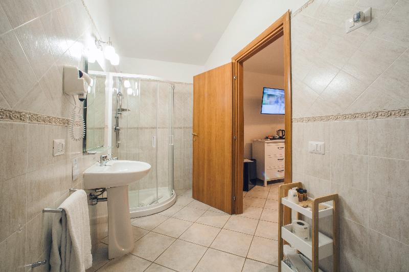 New Barcavela Hotel - Oda