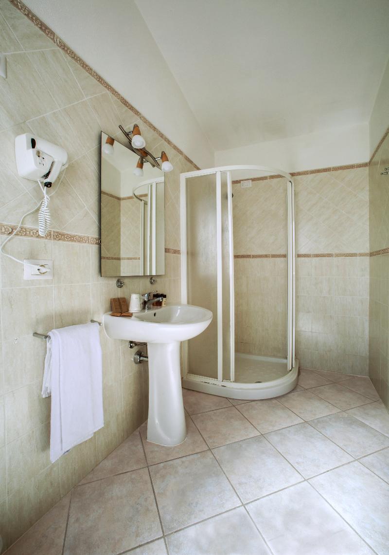 New Barcavela Hotel - Oda