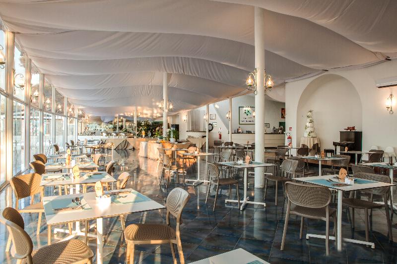 New Barcavela Hotel - Restoran