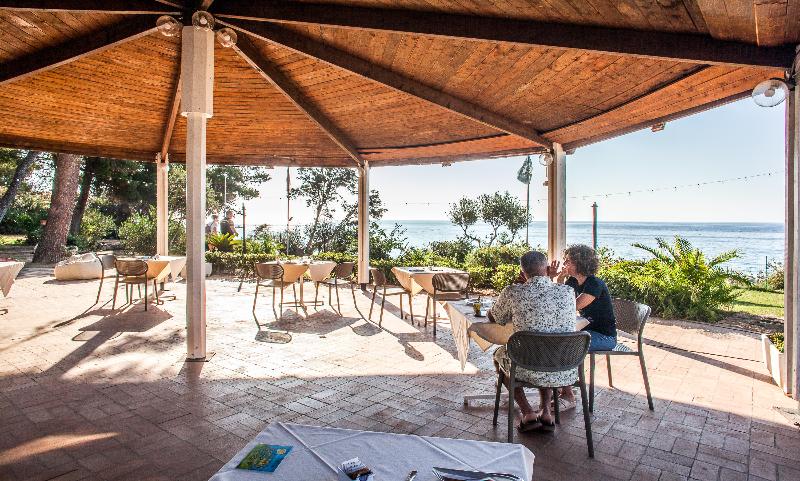 New Barcavela Hotel - Teras