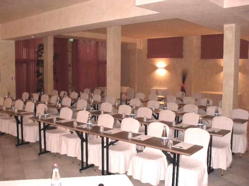 Borgo di Cortefreda - Toplantı