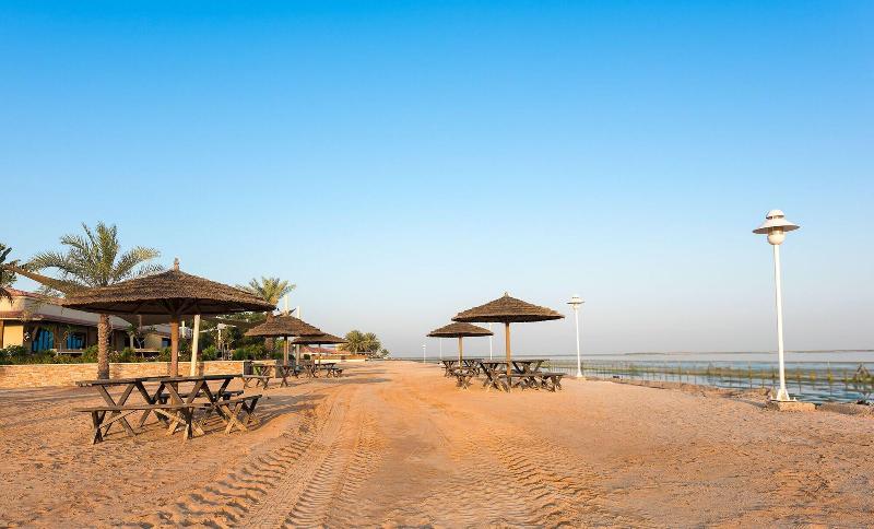 Barracuda Beach Resort - Genel