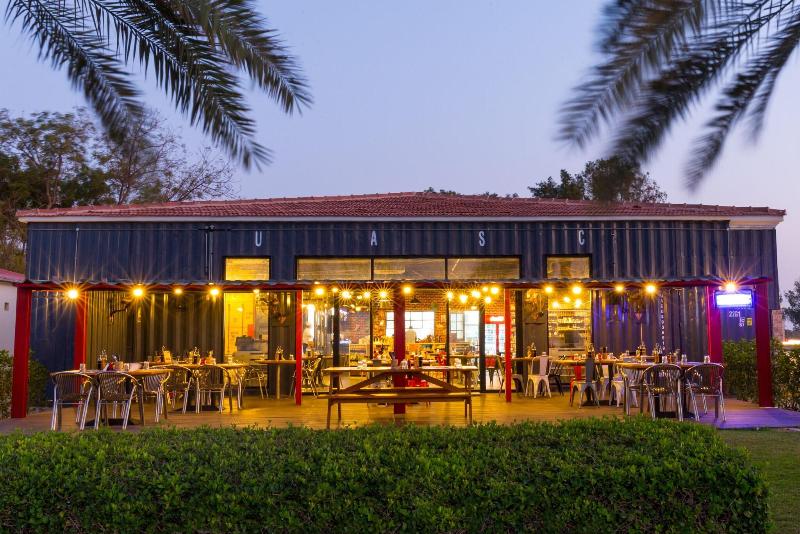 Barracuda Beach Resort - Restoran