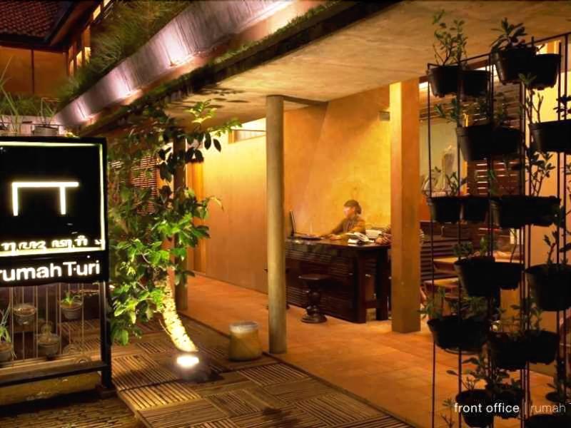 Rumah Turi - Lobi