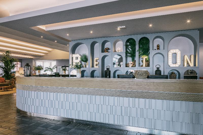 Mangia's Torre del Barone Resort - Lobi