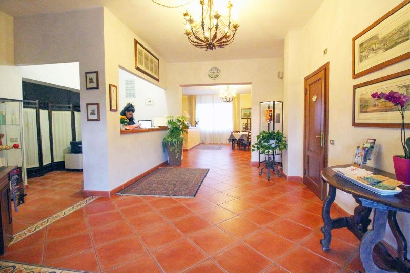 La Loggia Villa Gloria - Lobi