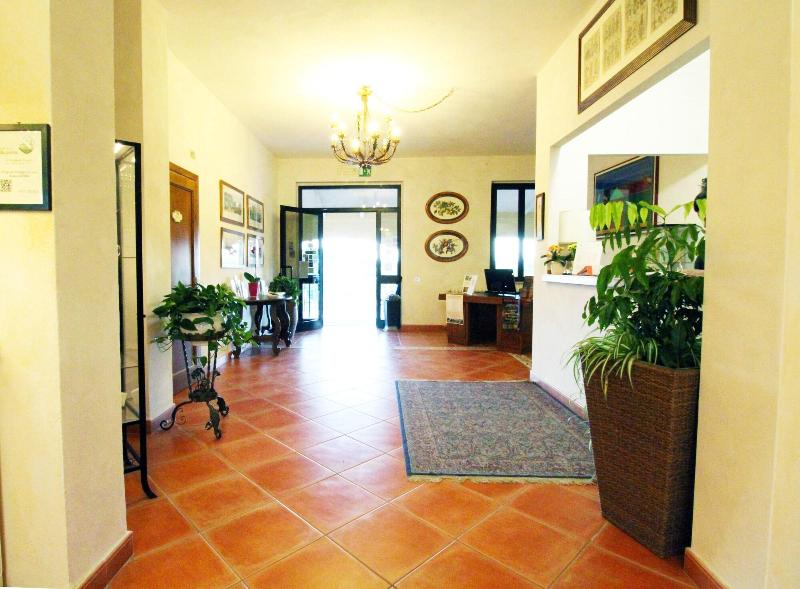 La Loggia Villa Gloria - Lobi